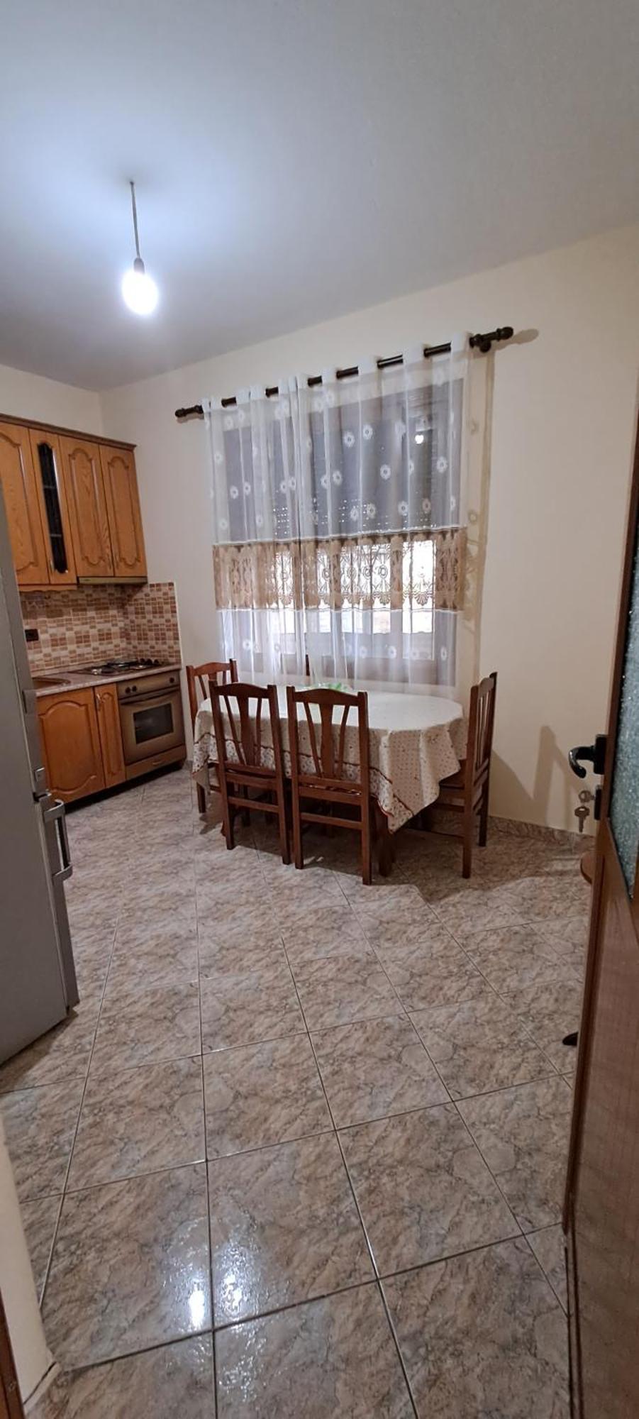 Guesthouse Vlorë エクステリア 写真